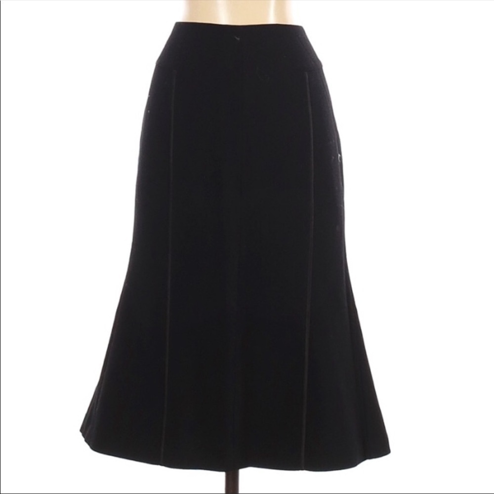 𝅺LAFAYETTE 148 New York Black Wool Trumpet Skirt Size 4